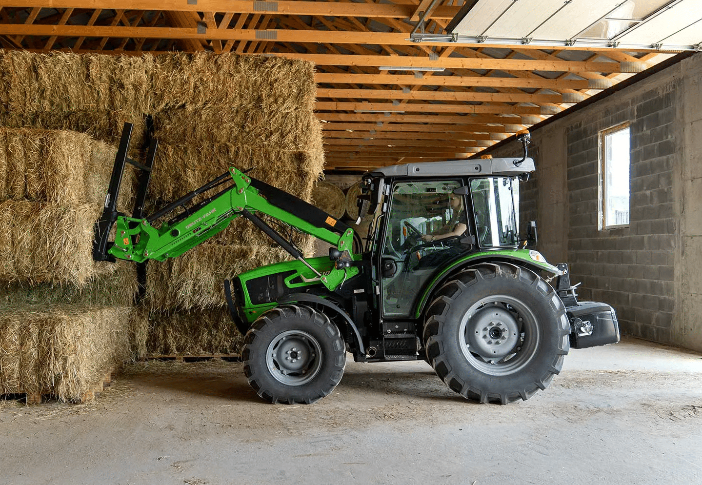 DEUTZ-FAHR Agrotron 5000 D TTV DEUTZ-FAHR Agrotron 5000 D TTV