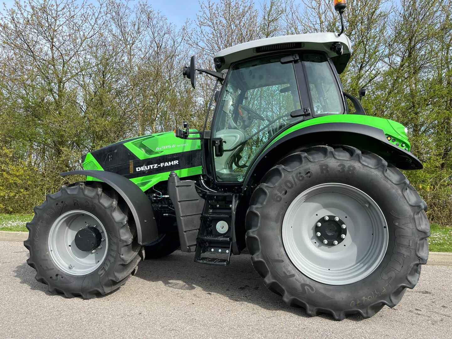John Deere 6170M